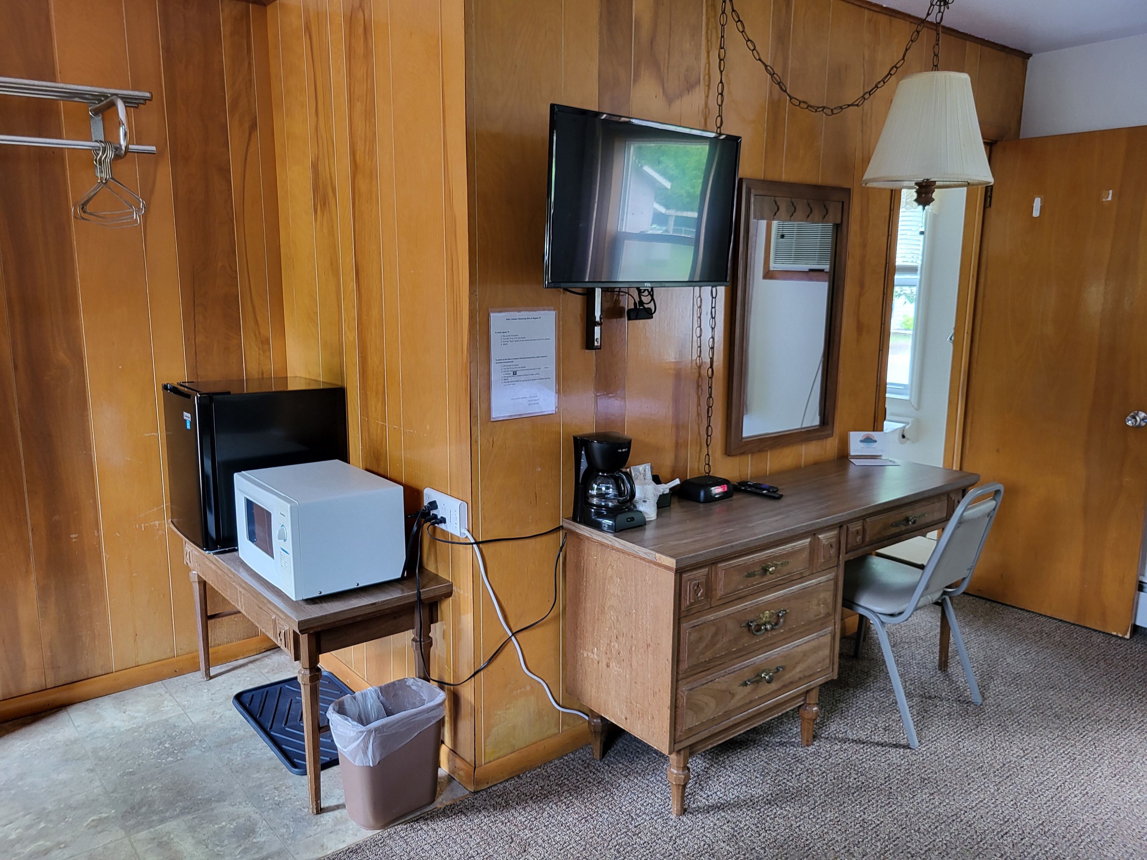 Pine Wood Motel Room 2 — desk and workspace
